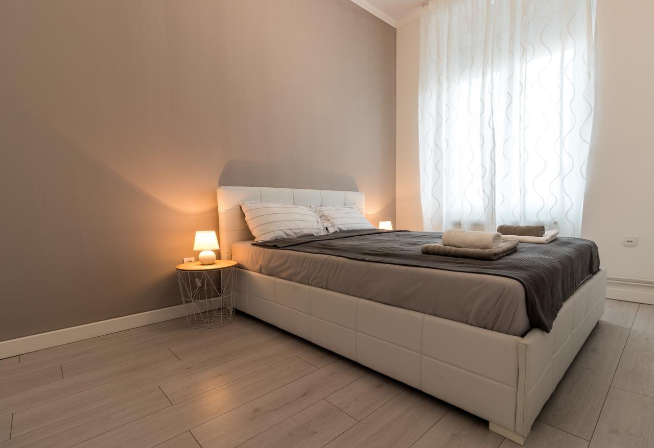 Comfortable & Lovely Apartment Belgrado Esterno foto