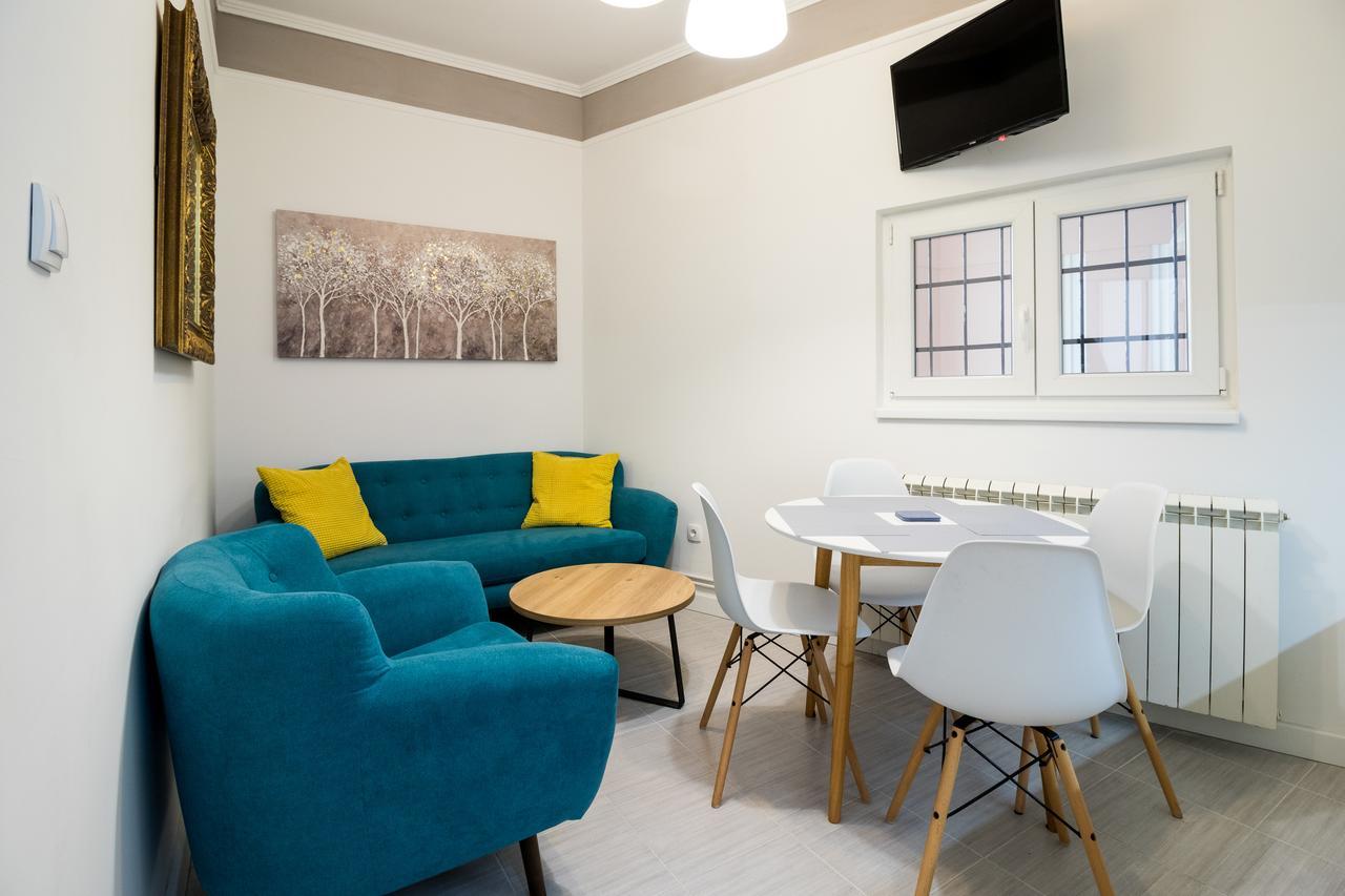Comfortable & Lovely Apartment Belgrado Esterno foto